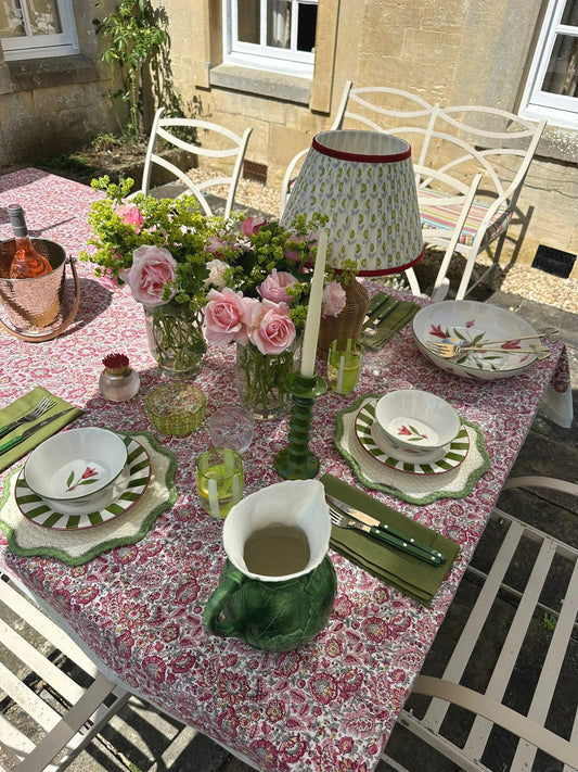 Set 6 Green Placemats in Basket Not specified