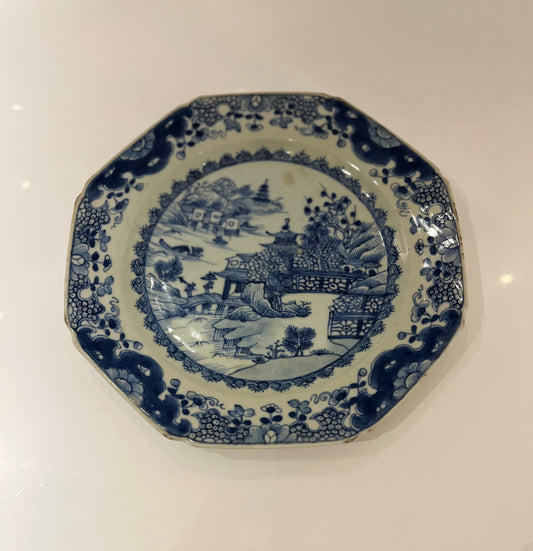 Early 19th Century Octagonal Chinese Plate Not specified